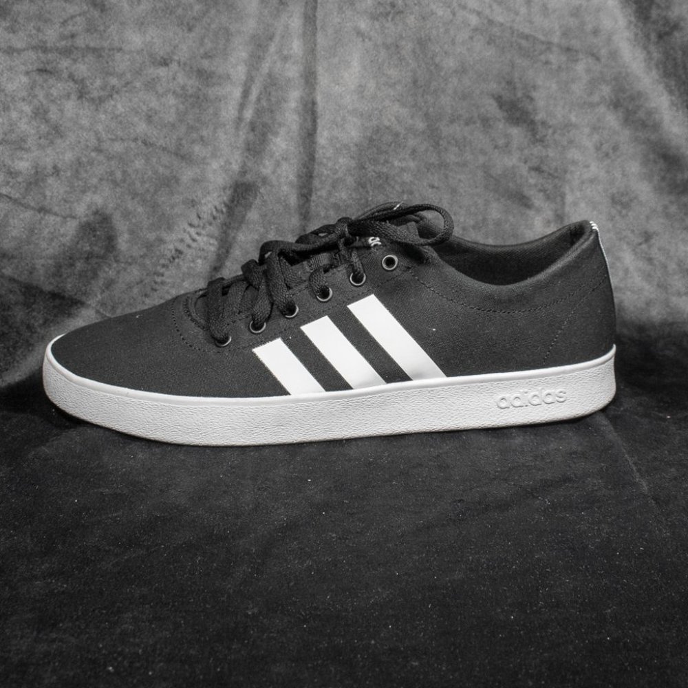 Adidas Easy Vulc Black & White Mens Size 11.5